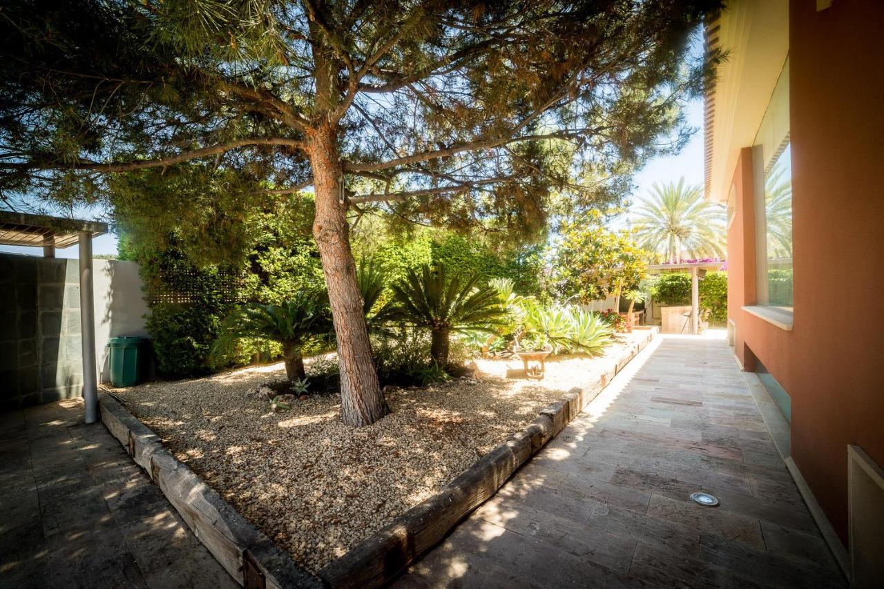 Private Martaver, Swiming Pool, Bbq & Pool Table Villa